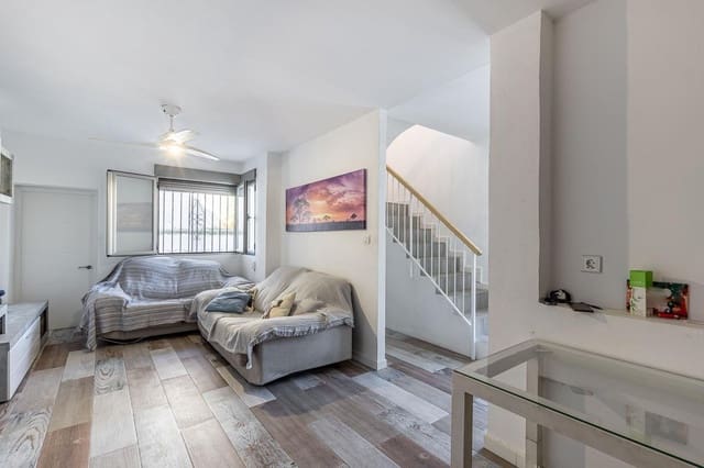 3 Zimmer Reihenhaus zu verkaufen in Peligros - 200.000 € (Ref: 9262824)