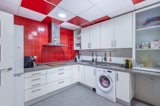 3 Zimmer Reihenhaus zu verkaufen in Peligros - 200.000 € (Ref: 9262824)