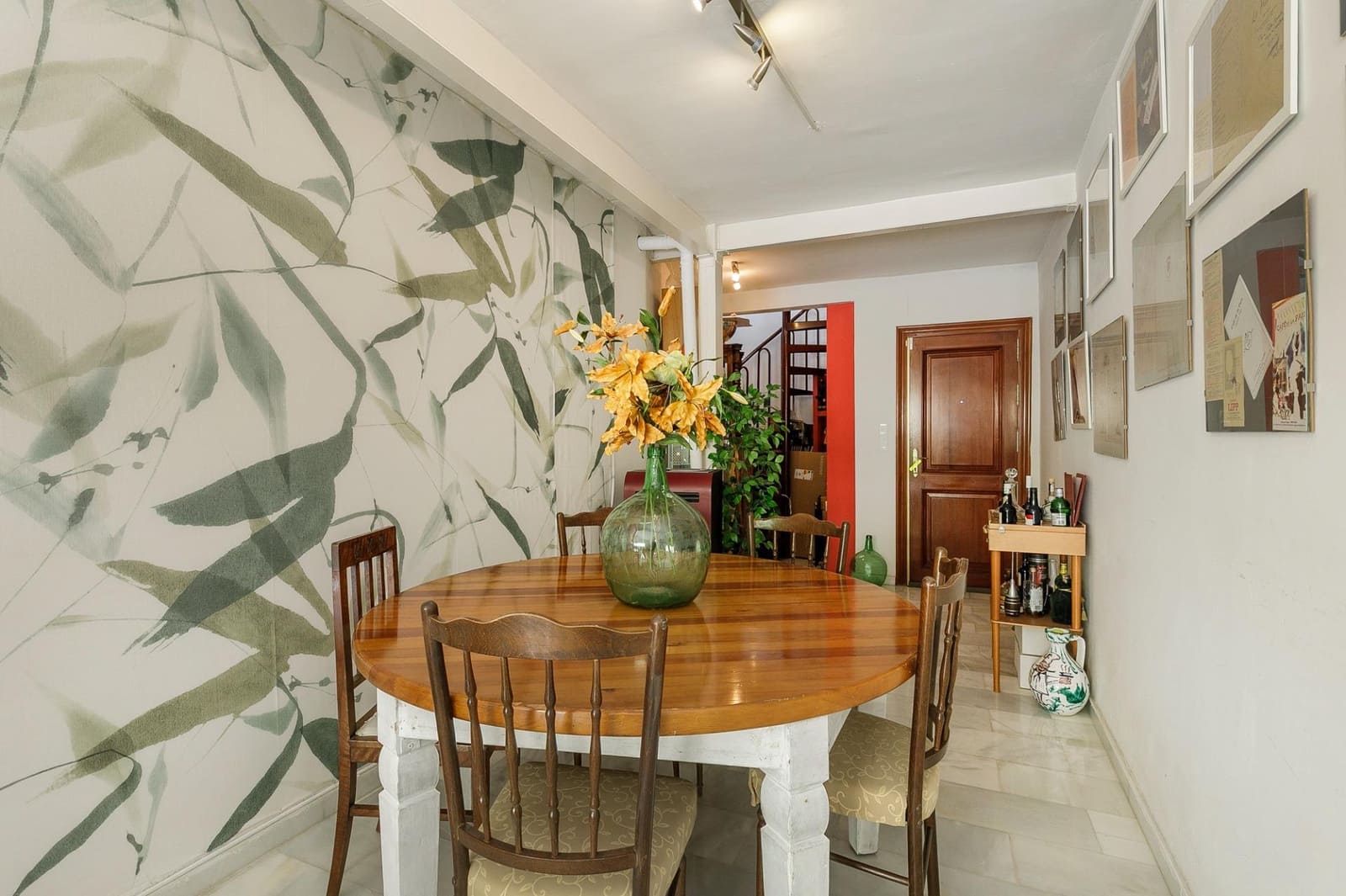 4 bedroom Villa for sale in Las Gabias with pool garage - € 439,000 (Ref: 9272496)