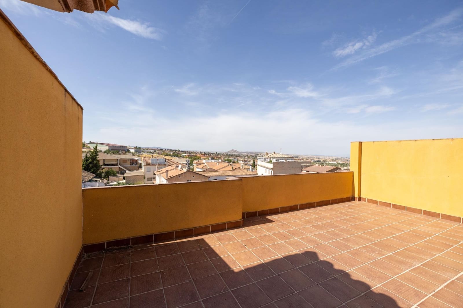 1 soveværelse Penthouse til salg i La Zubia med garage - € 159.000 (Ref: 9272497)