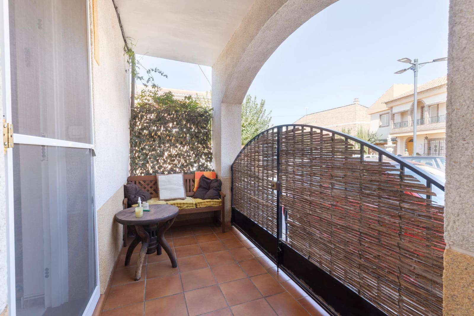 3 quarto Casa em Banda para venda em Armilla com garagem - 380 000 € (Ref: 9272501)