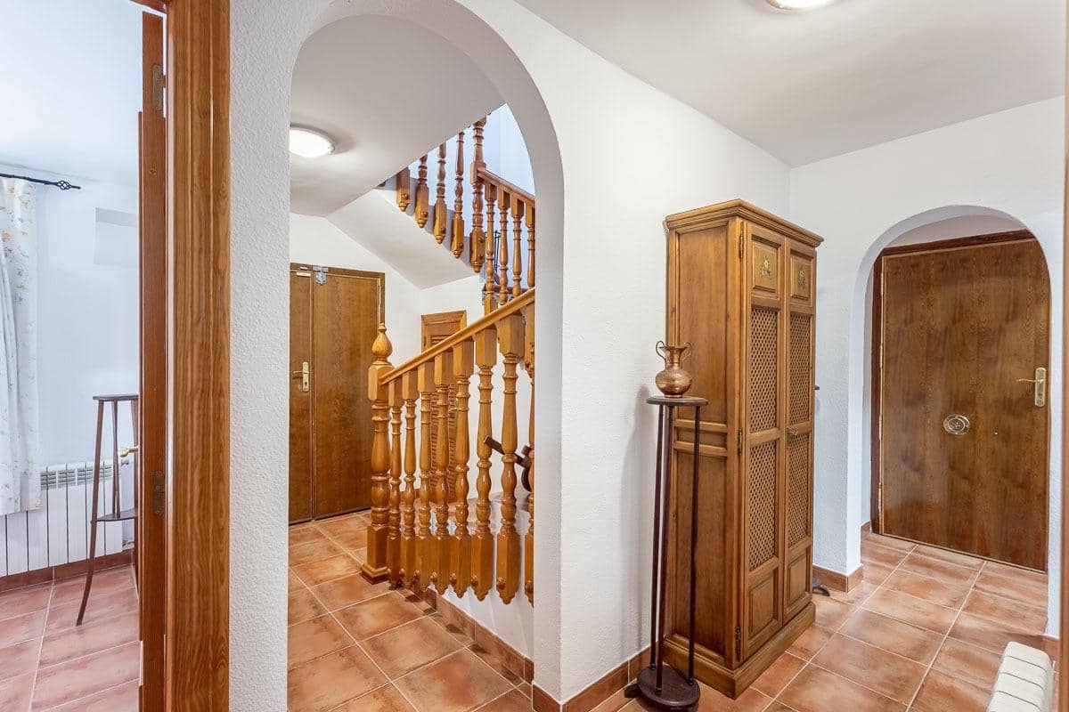 5 soveværelse Villa til salg i Padul med swimmingpool - € 275.000 (Ref: 9276545)