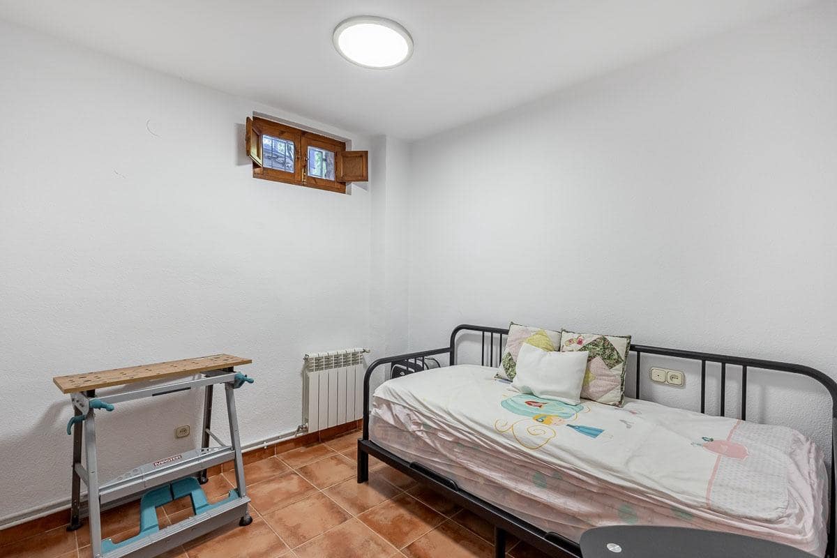 5 soveværelse Villa til salg i Padul med swimmingpool - € 275.000 (Ref: 9276545)