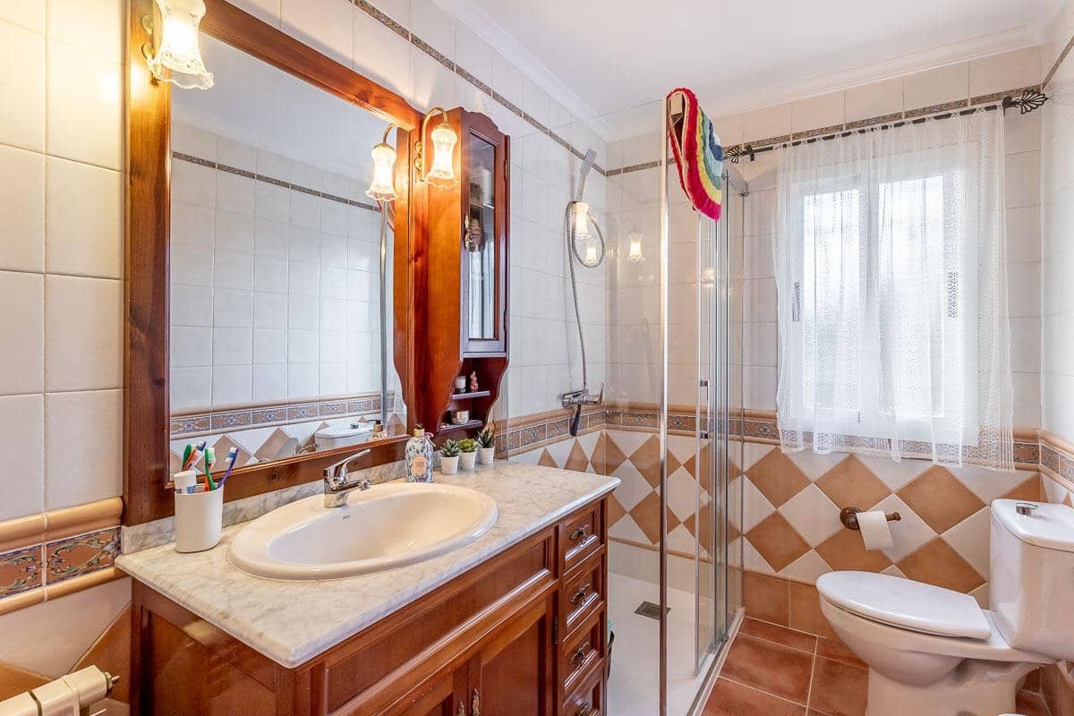 5 soveværelse Villa til salg i Padul med swimmingpool - € 275.000 (Ref: 9276545)