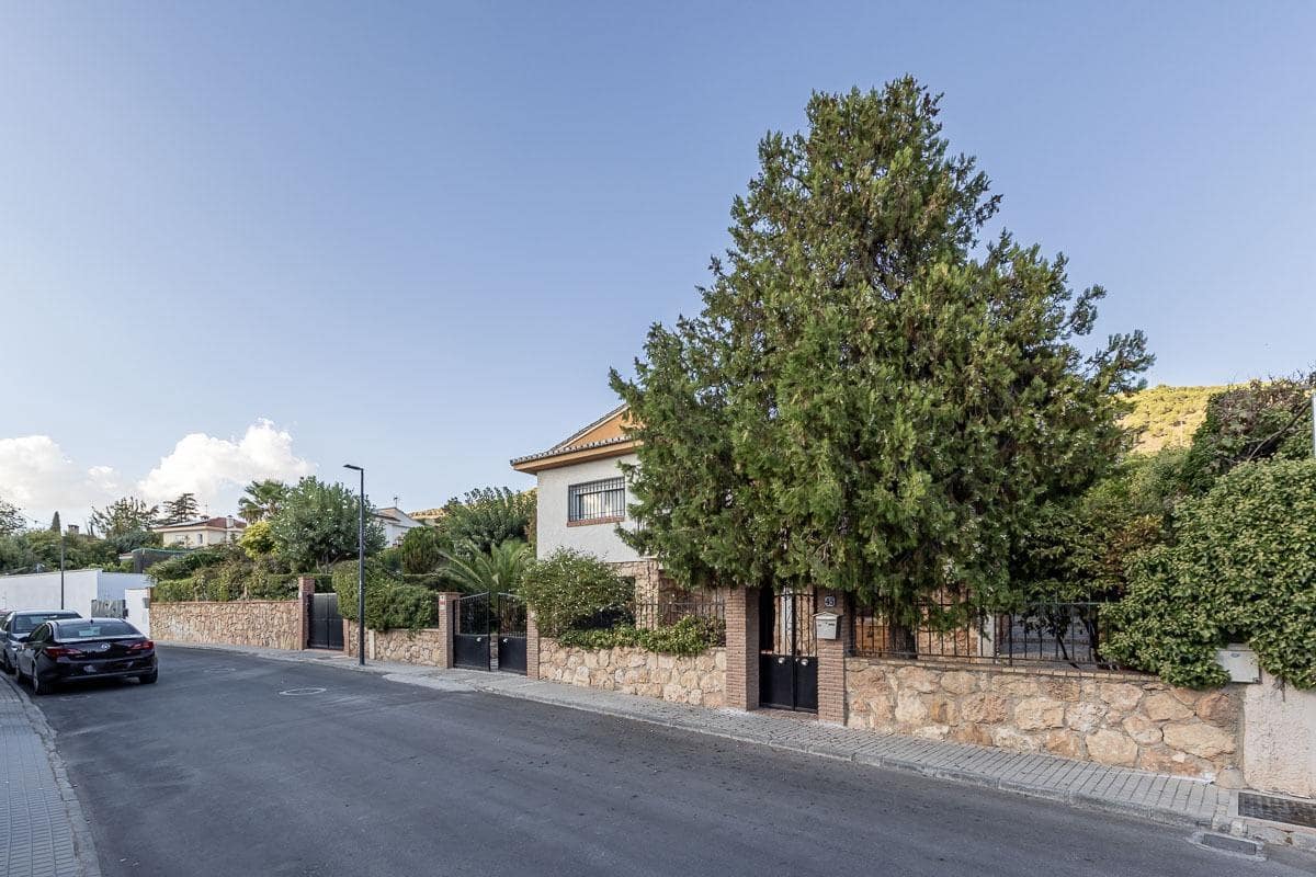 5 soveværelse Villa til salg i Padul med swimmingpool - € 275.000 (Ref: 9276545)