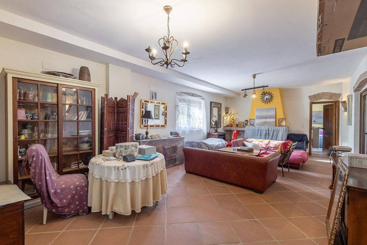 4 bedroom Villa for sale in Atarfe with pool garage - € 370,000 (Ref: 9282416)