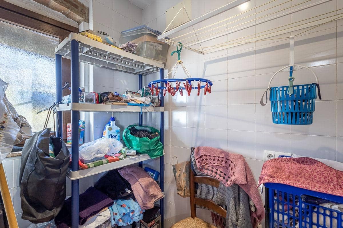 4 bedroom Villa for sale in Atarfe with pool garage - € 370,000 (Ref: 9282416)