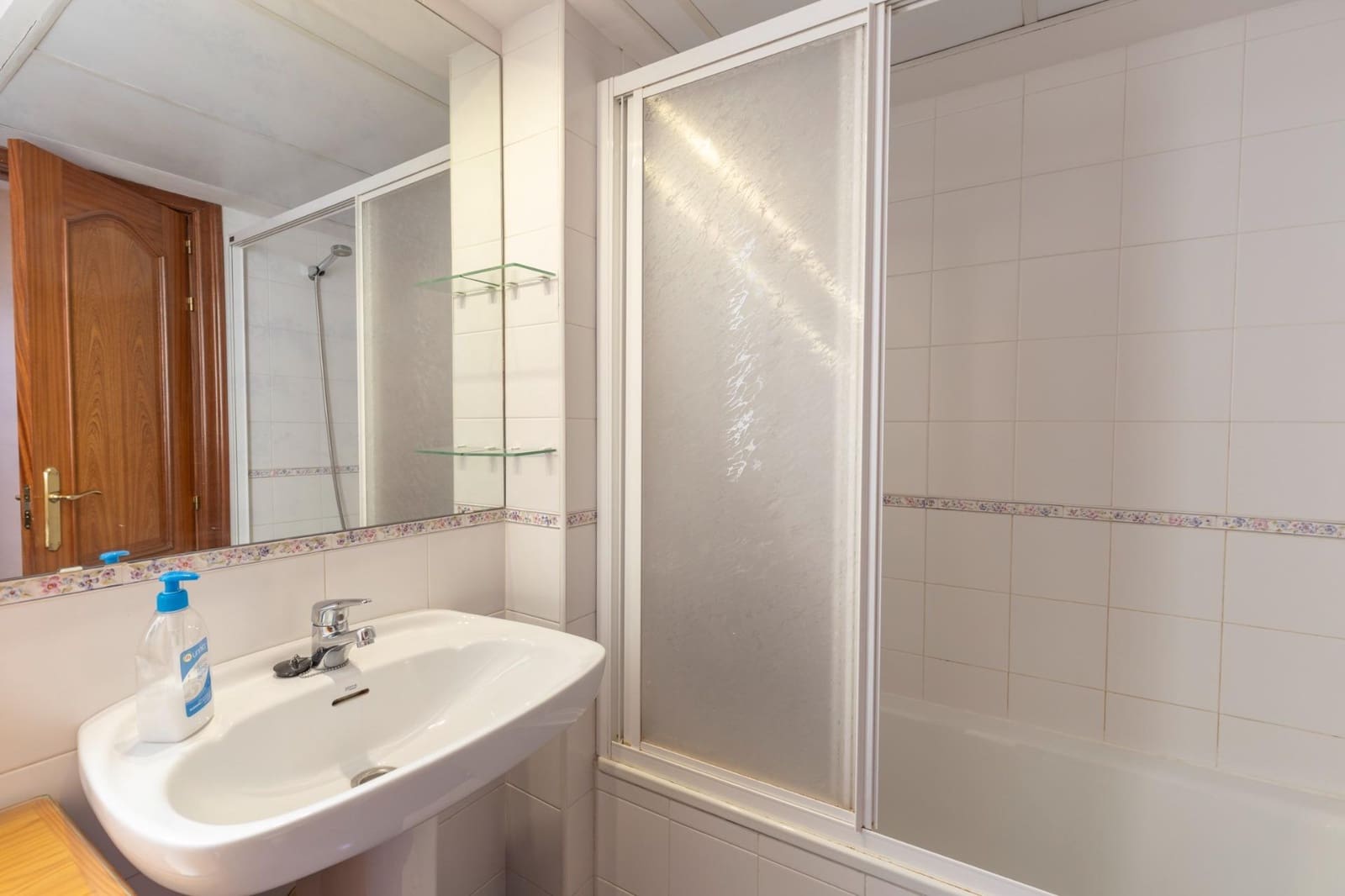 4 Zimmer Wohnung zu verkaufen in Granada Stadt mit Garage - 560.000 € (Ref: 9294293)