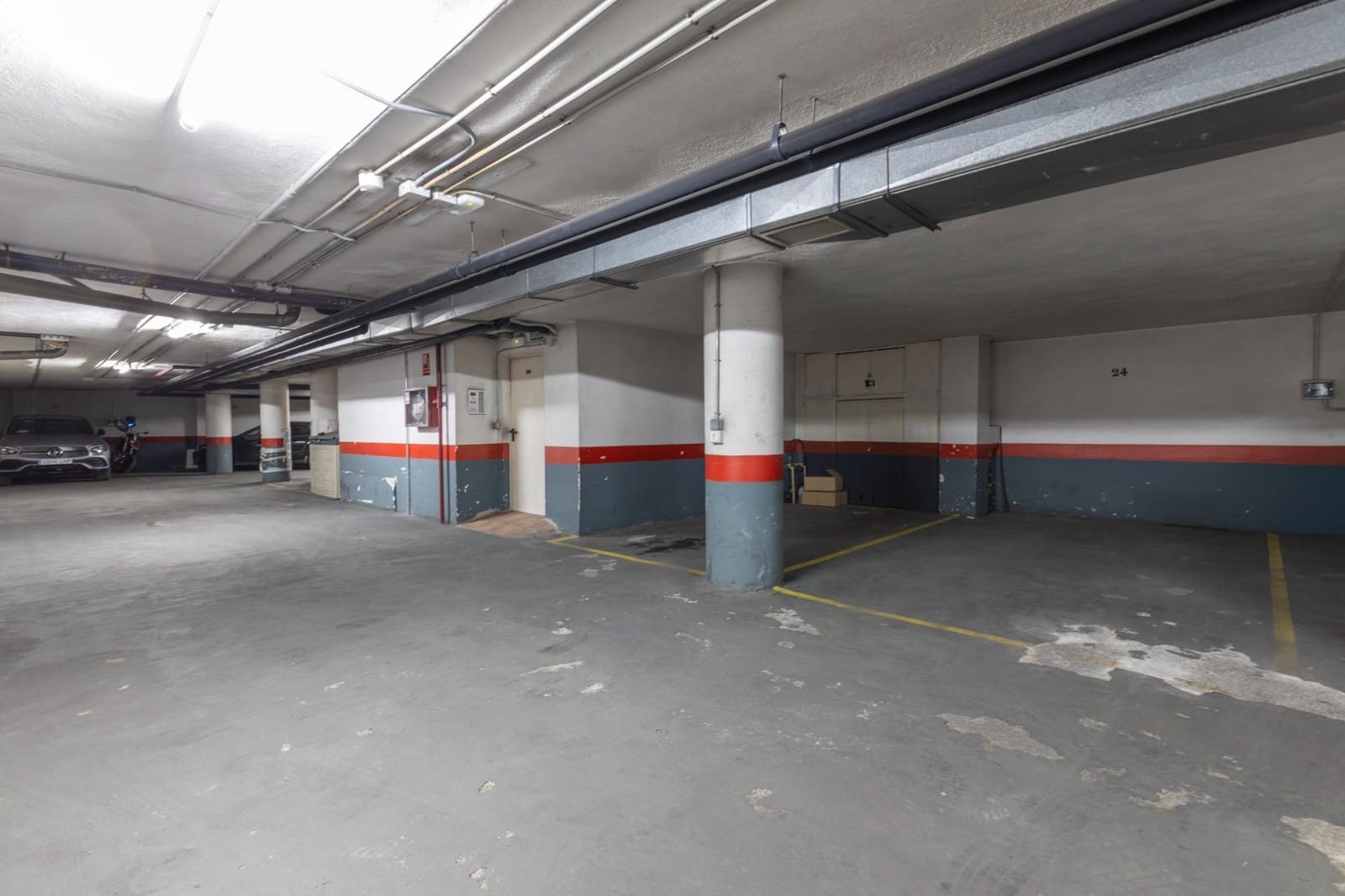 4 Zimmer Wohnung zu verkaufen in Granada Stadt mit Garage - 560.000 € (Ref: 9294293)