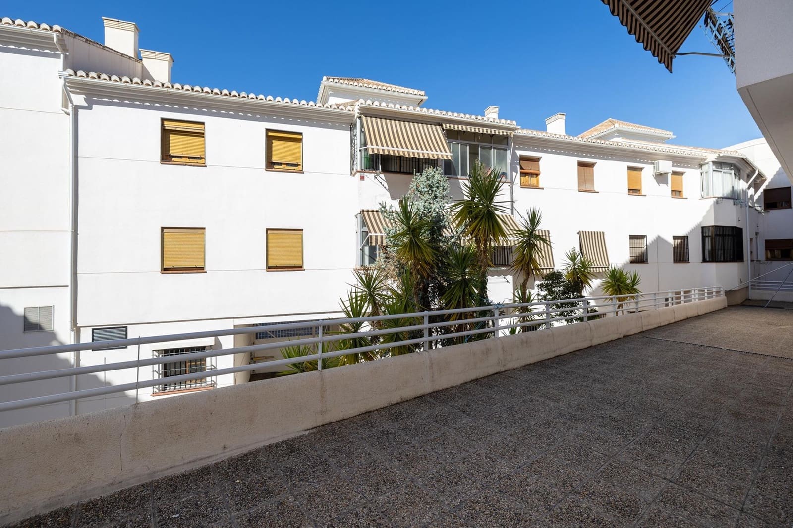 2 bedroom Flat for sale in Granada city - € 185,000 (Ref: 9301244)