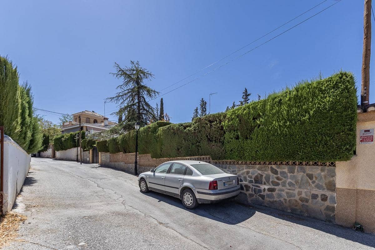 3 slaapkamer Villa te koop in La Zubia met zwembad garage - € 330.000 (Ref: 9303757)