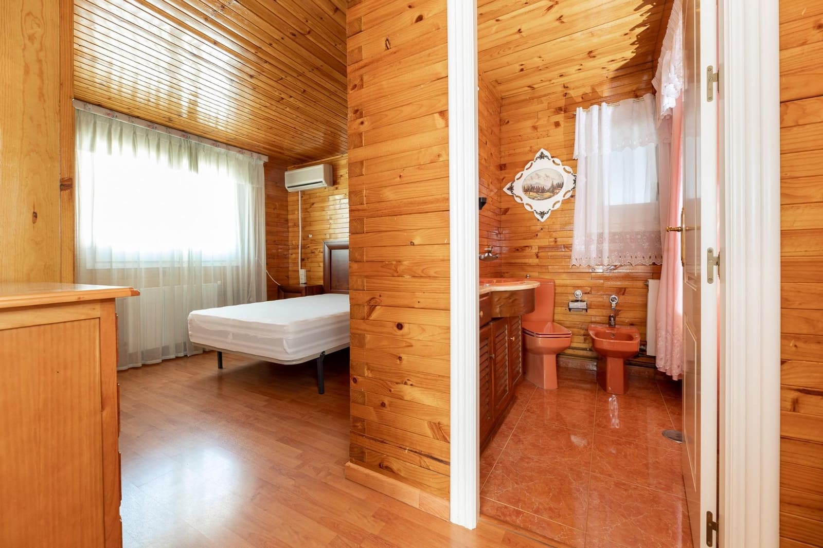 5 bedroom Flat for sale in Albolote with pool - € 315,000 (Ref: 9303759)