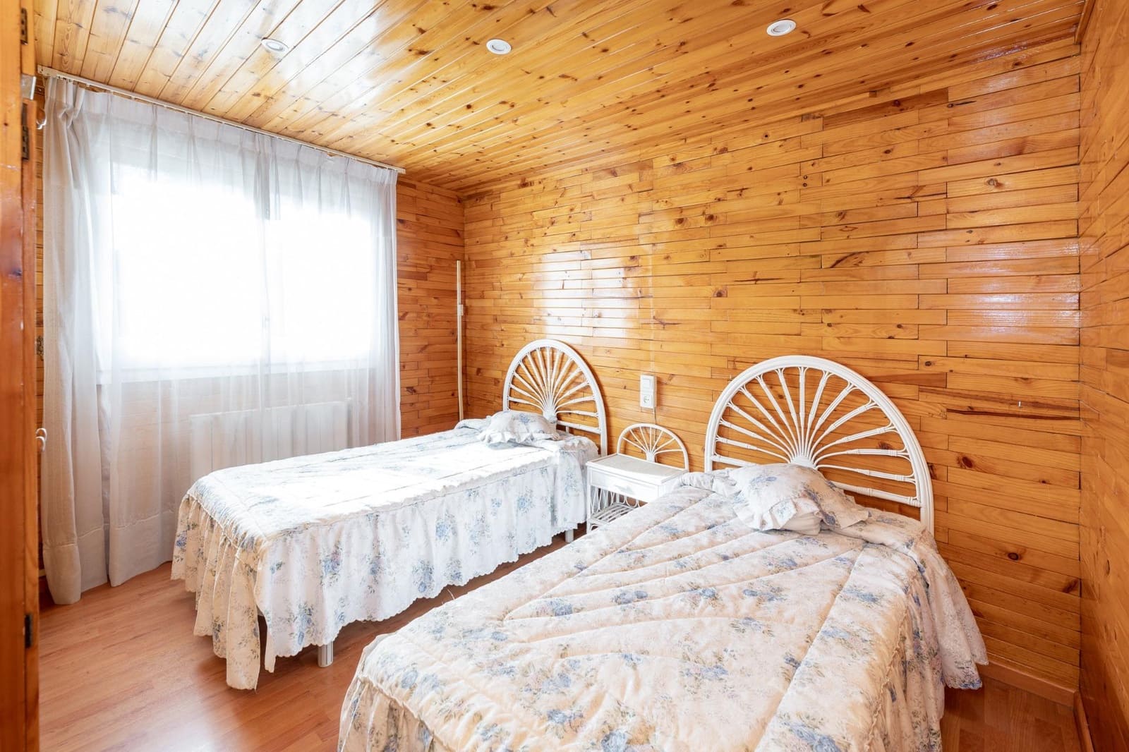 5 bedroom Flat for sale in Albolote with pool - € 315,000 (Ref: 9303759)