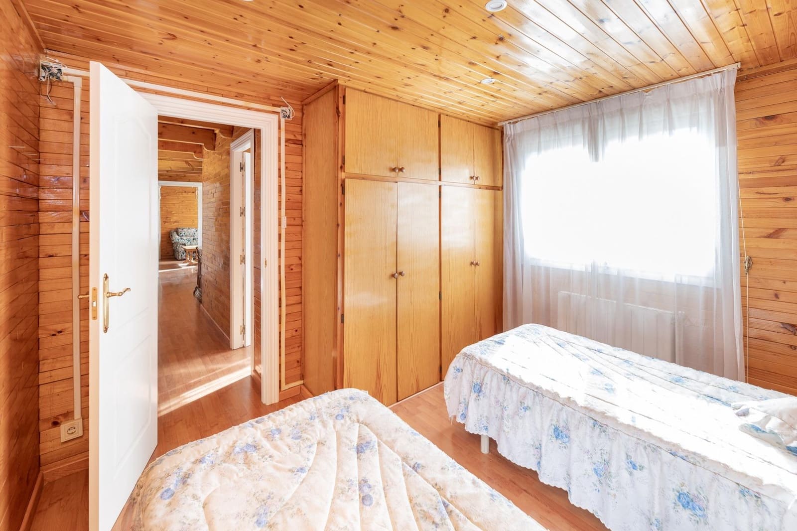 5 bedroom Flat for sale in Albolote with pool - € 315,000 (Ref: 9303759)