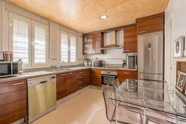 4 Zimmer Reihenhaus zu verkaufen in Armilla mit Garage - 359.000 € (Ref: 9341110)