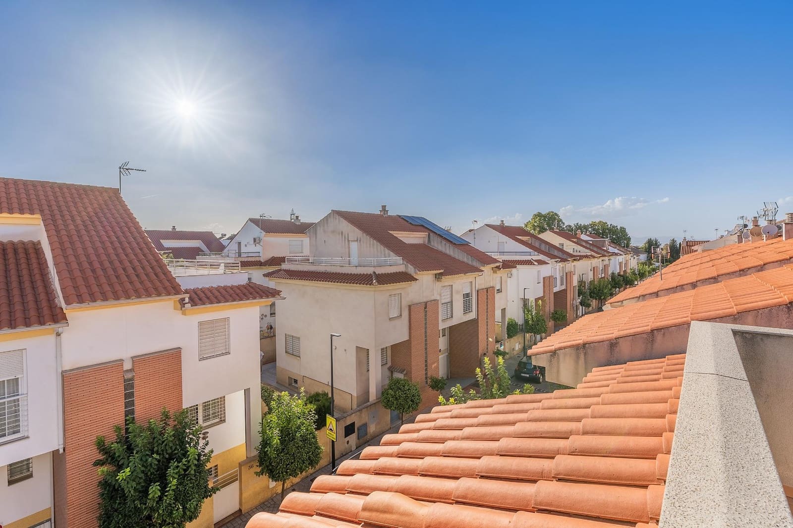 4 sovrum Radhus till salu i Armilla med garage - 349 500 € (Ref: 9341110)