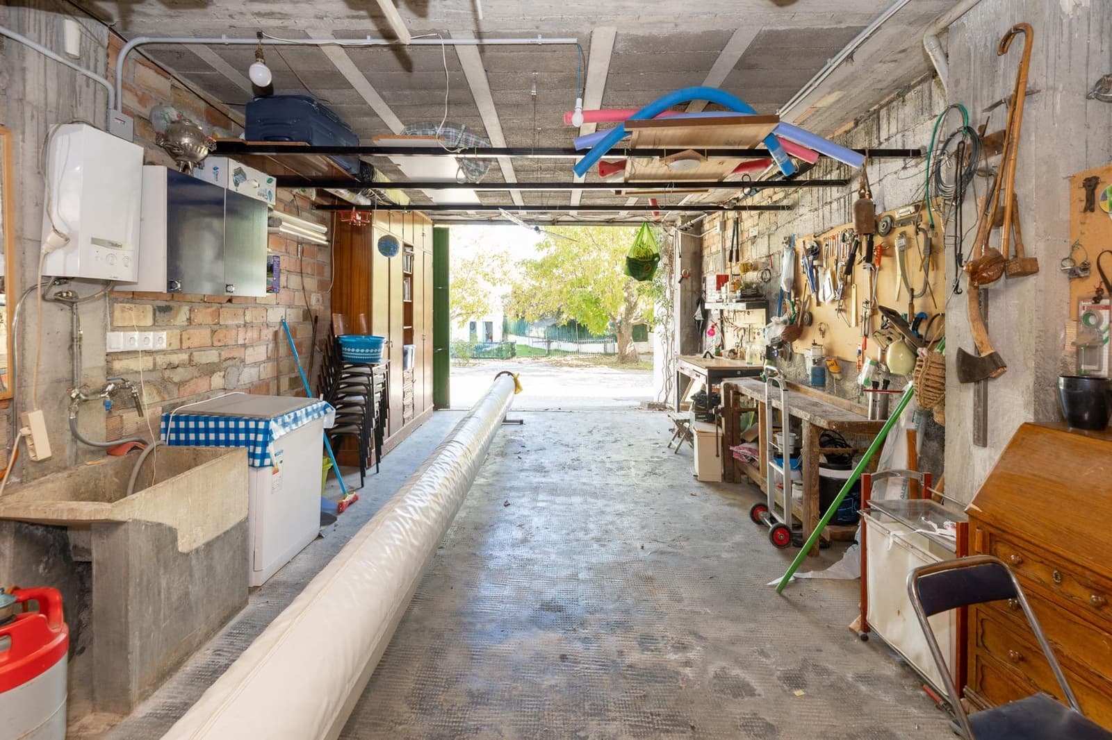 4 soveværelse Villa til salg i Dilar med swimmingpool garage - € 325.000 (Ref: 9347176)