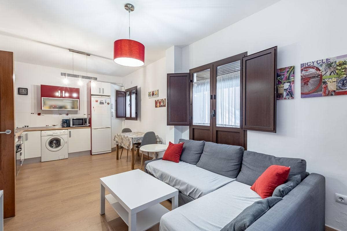 1 sovrum Lägenhet till salu i Granada stad - 220 000 € (Ref: 9347177)