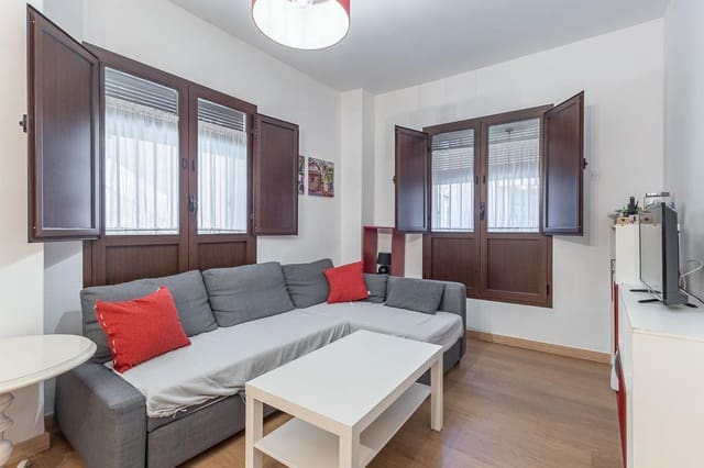 1 slaapkamer Flat te koop in Granada stad - € 220.000 (Ref: 9347177)