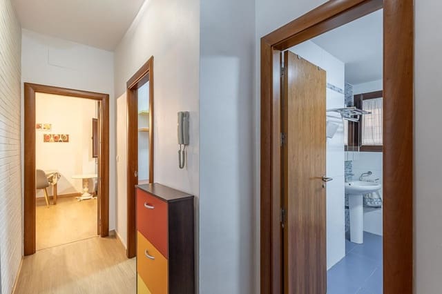 1 slaapkamer Flat te koop in Granada stad - € 220.000 (Ref: 9347177)
