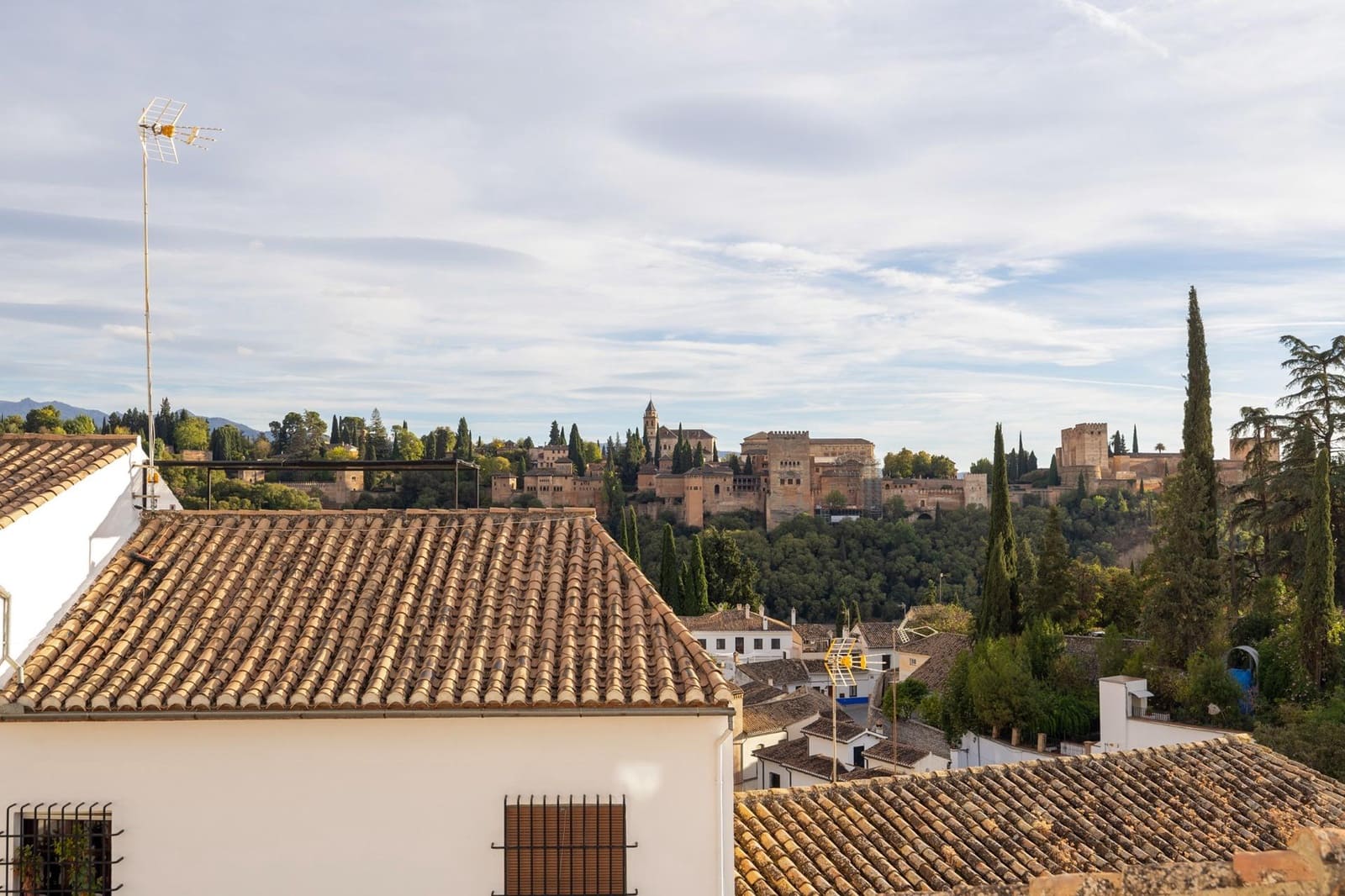 2 bedroom Terraced Villa for sale in Granada city - € 460,000 (Ref: 9347182)