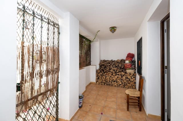 2 slaapkamer Rijtjeshuis te koop in Albaicin, Granada stad - € 460.000 (Ref: 9347182)