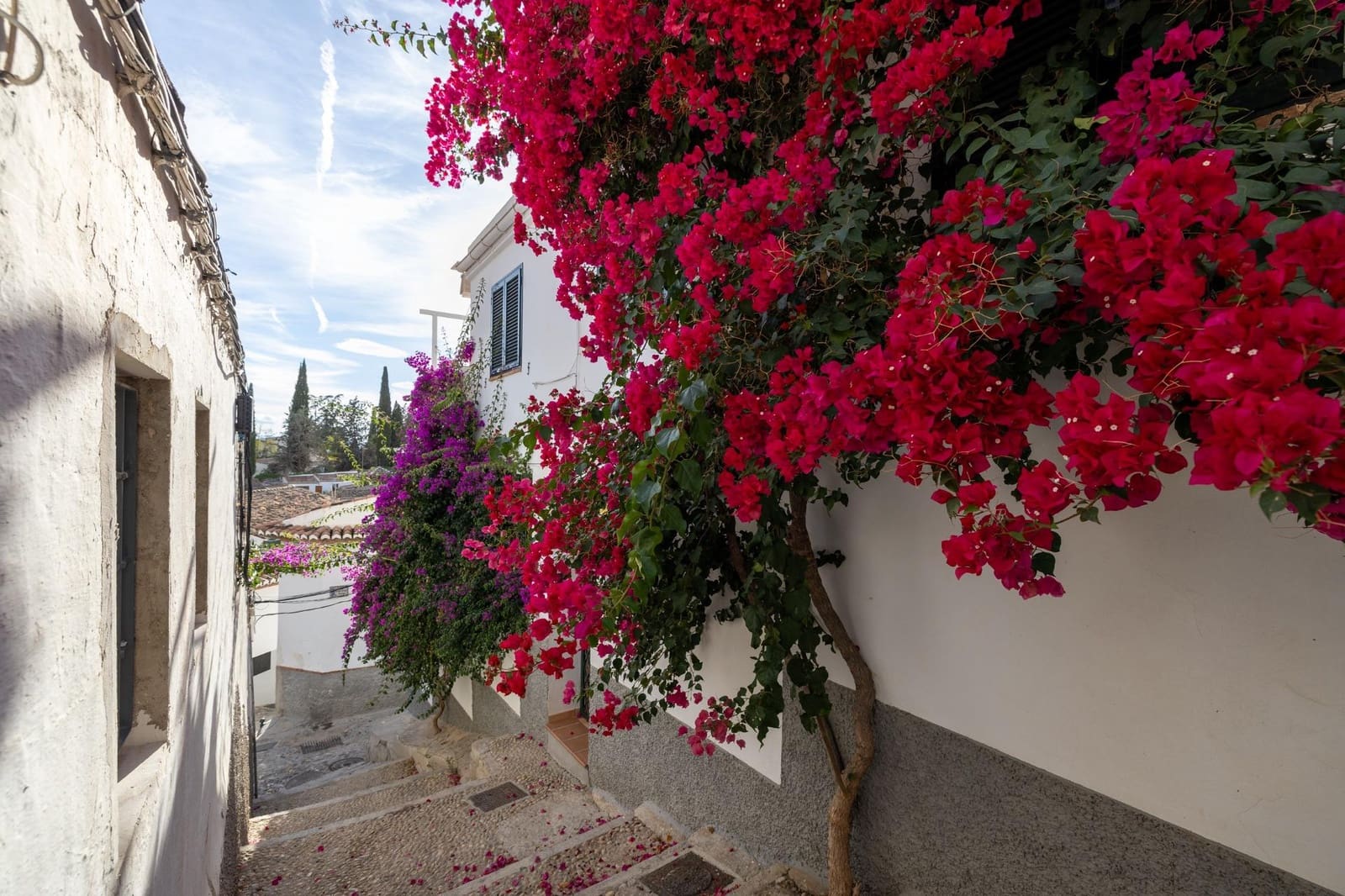 2 bedroom Terraced Villa for sale in Granada city - € 460,000 (Ref: 9347182)