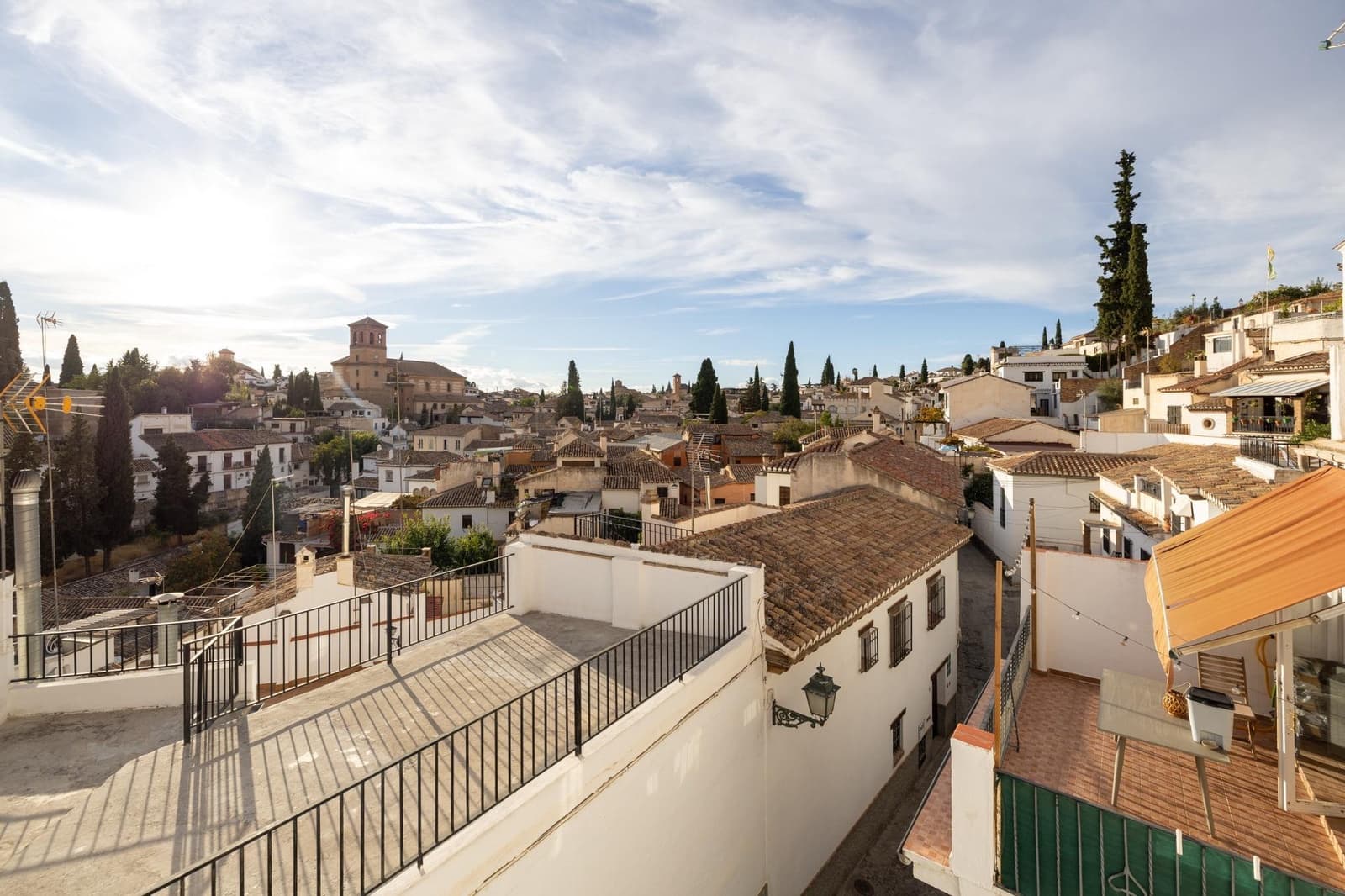 2 bedroom Terraced Villa for sale in Granada city - € 460,000 (Ref: 9347182)