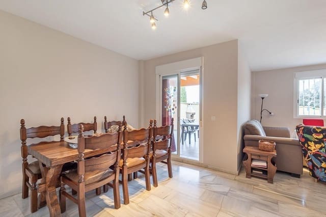 4 Zimmer Villa zu verkaufen in Atarfe mit Pool Garage - 329.000 € (Ref: 9347183)