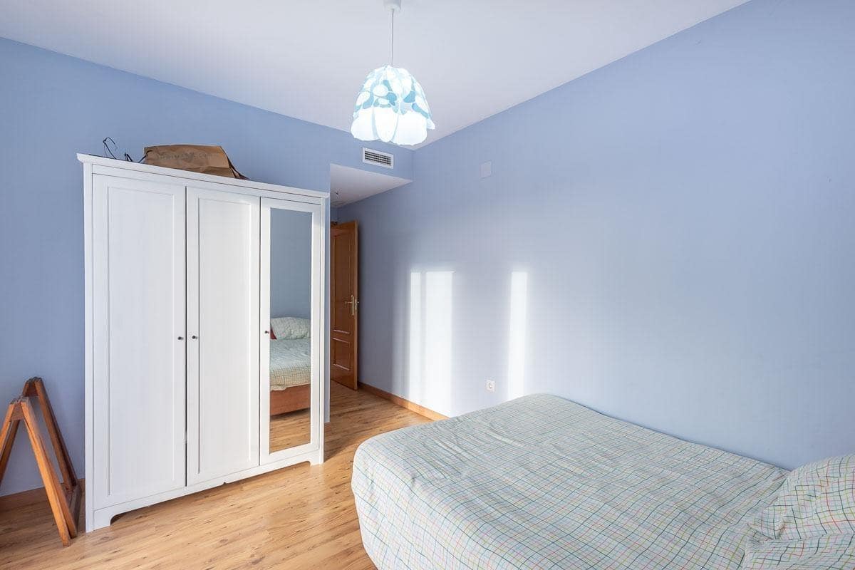 4 soveværelse Villa til salg i Atarfe med swimmingpool garage - € 329.000 (Ref: 9347183)