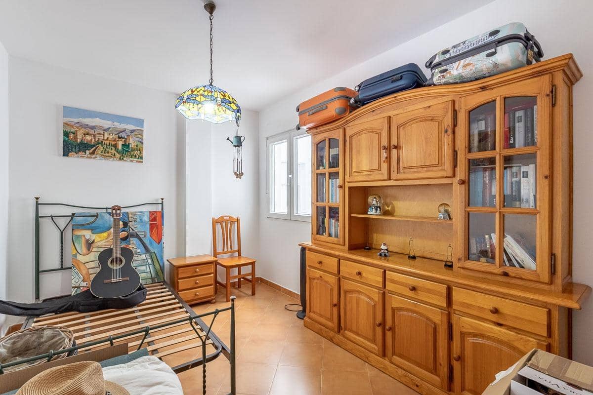 2 soveværelse Lejlighed til salg i Las Gabias - € 195.000 (Ref: 9353543)