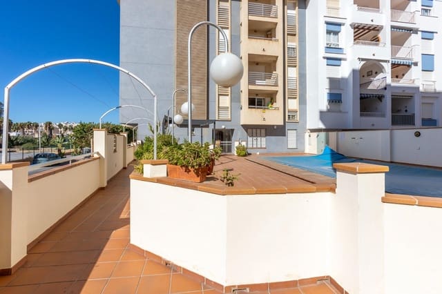 2 bedroom Flat for sale in Almuñécar with pool - € 265,000 (Ref: 9353545)