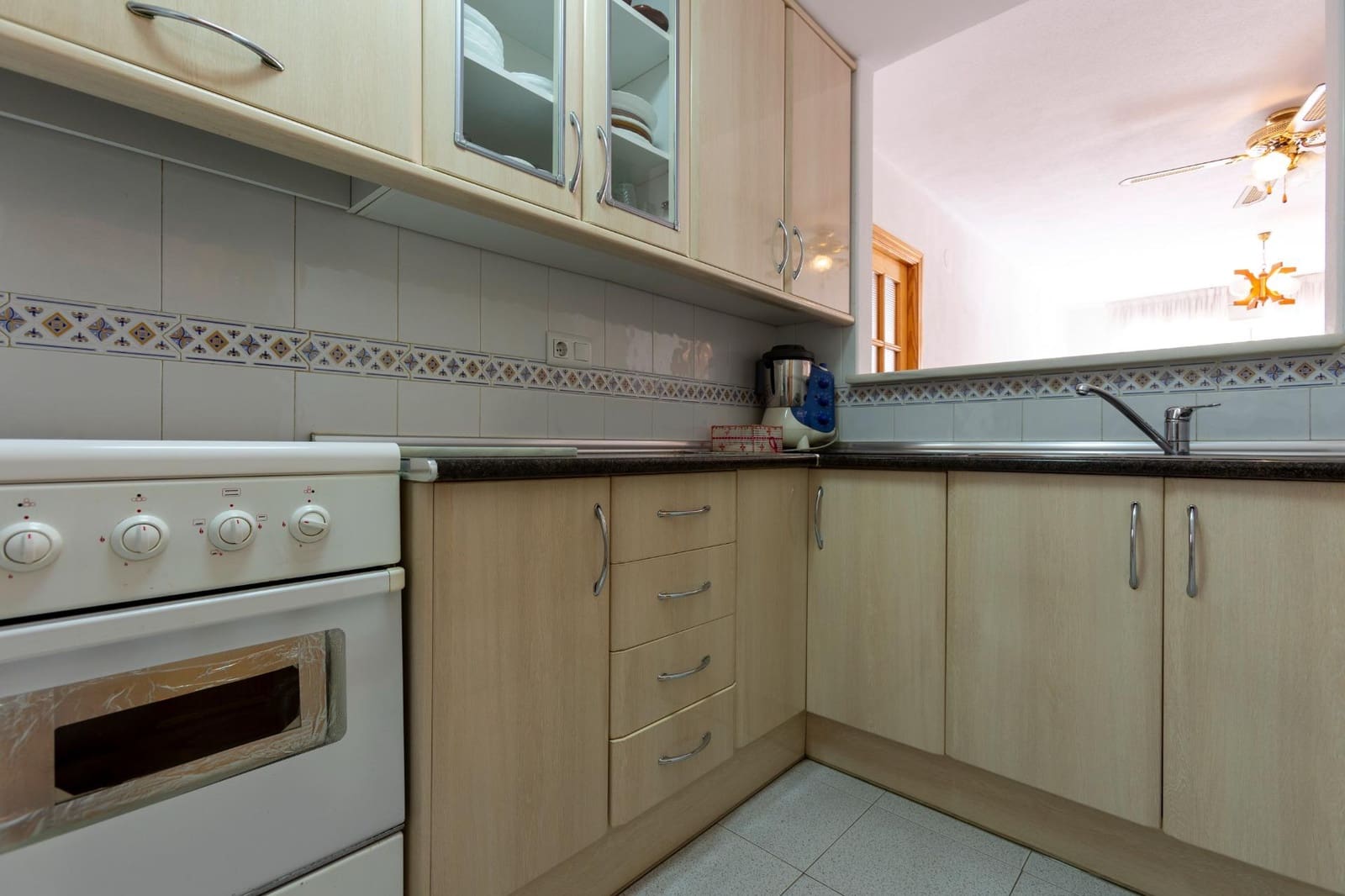 2 bedroom Flat for sale in Almunecar with pool - € 265,000 (Ref: 9353545)