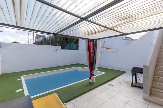 4 bedroom Semi-detached Villa for sale in Las Gabias with pool garage - € 290,000 (Ref: 9353546)