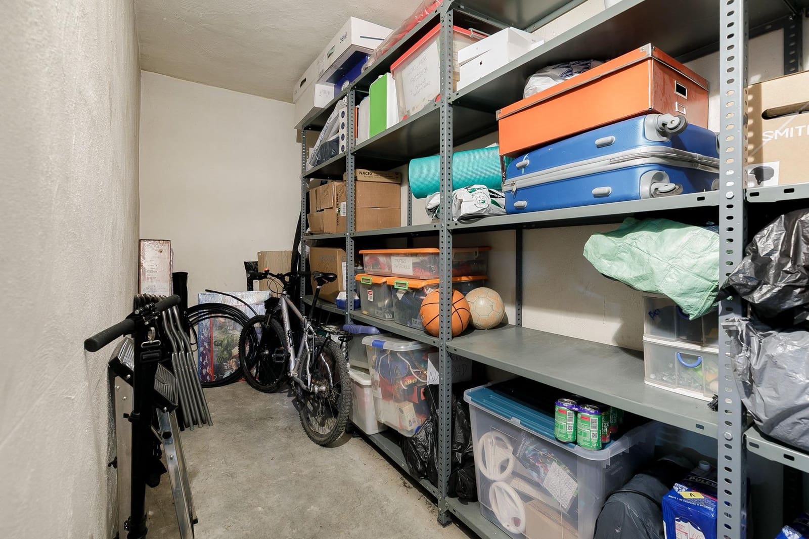 4 makuuhuone Kattohuoneisto myytävänä paikassa Armilla mukana 
autotalli - 349 900 € (Ref: 9356117)