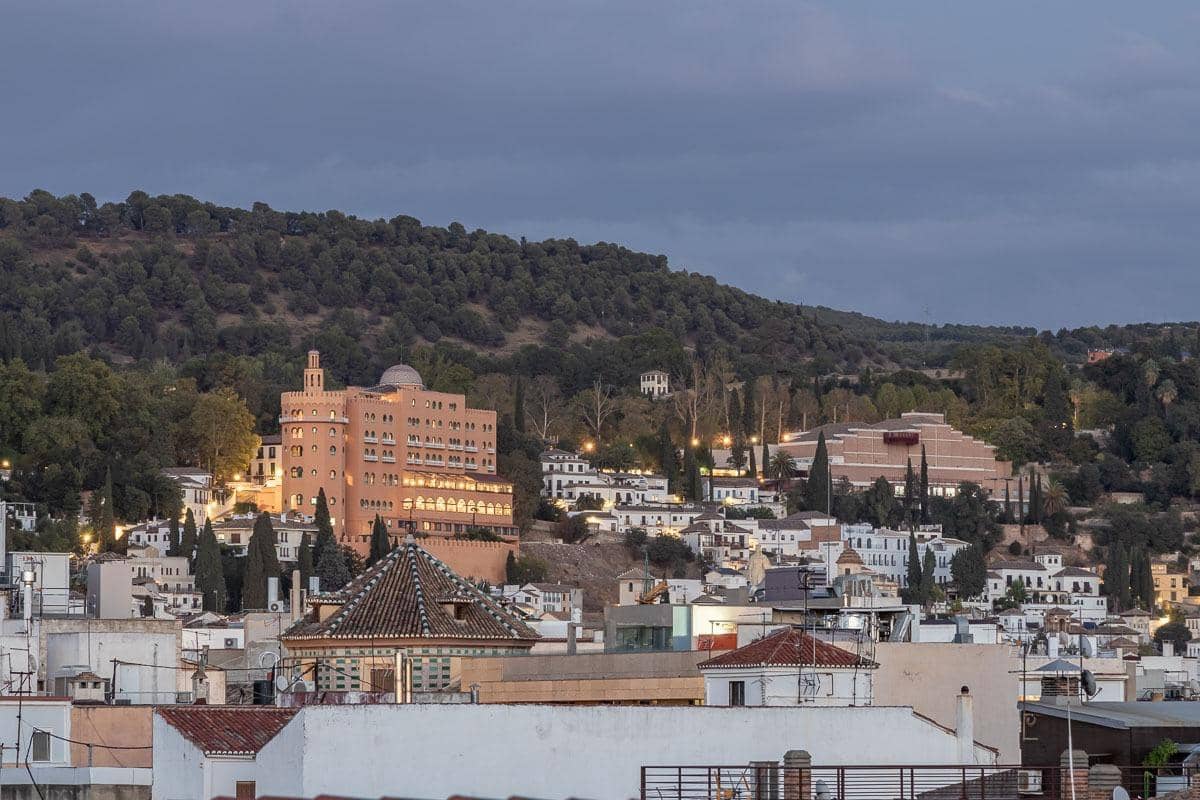 11 bedroom Apartment for sale in Granada city - € 1,069,000 (Ref: 9356118)