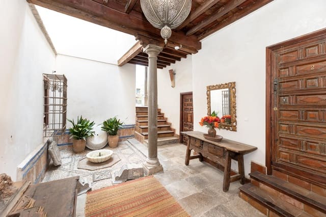 18 makuuhuone Huvila myytävänä paikassa Albaicin, Granada kaupunki - 4 500 000 € (Ref: 9359480)