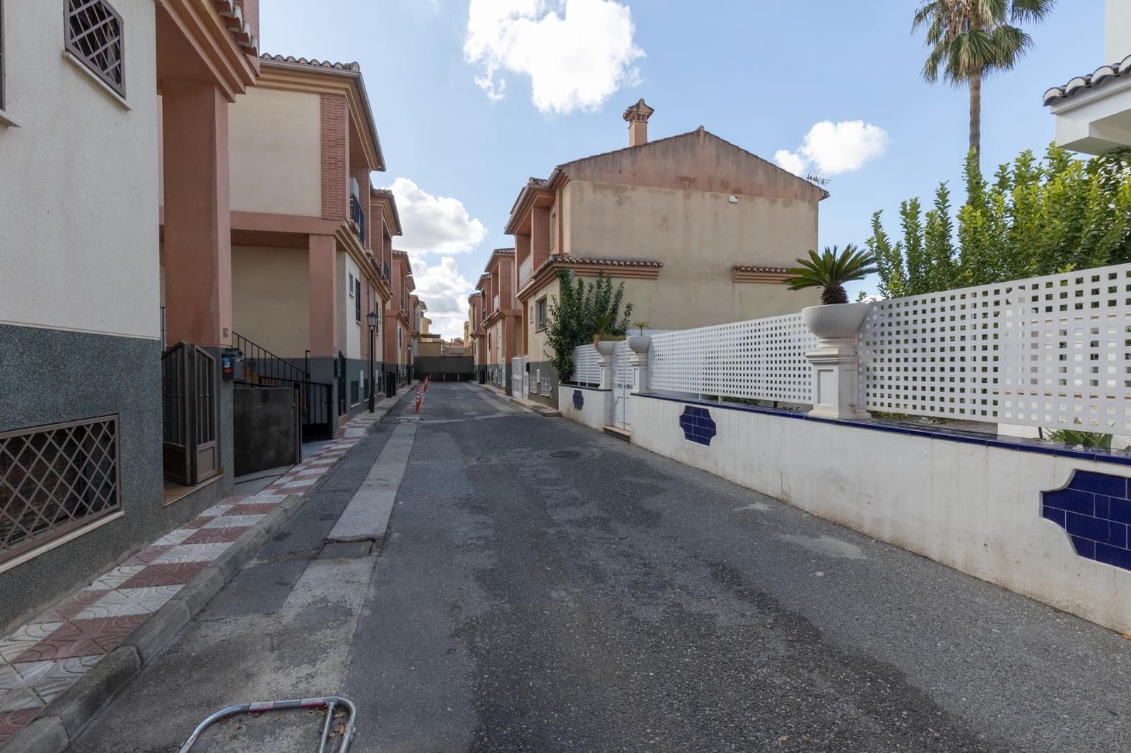 4 camera da letto Villetta a Schiera in vendita in Cajar con garage - 340.000 € (Rif: 9359481)