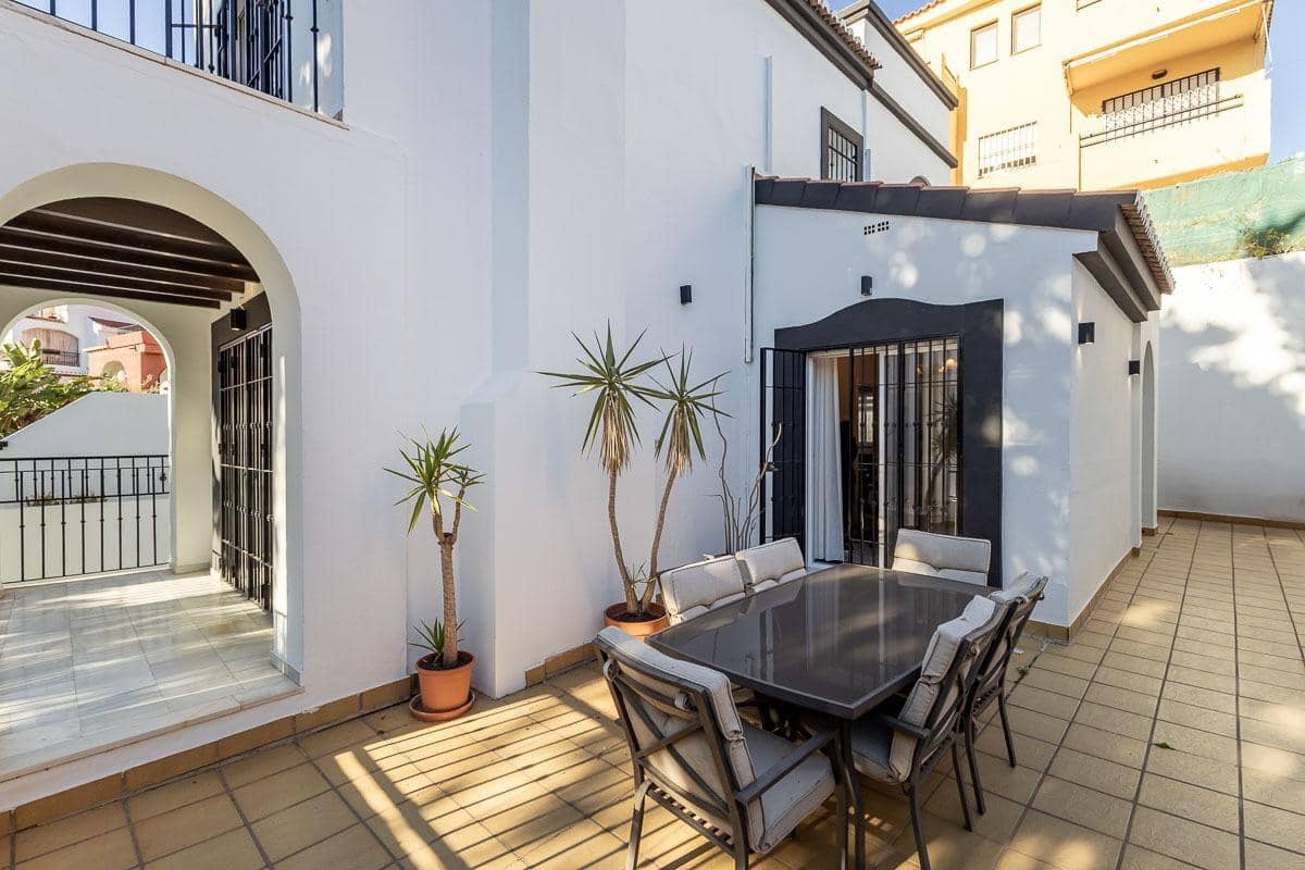 3 Zimmer Reihenhaus zu verkaufen in Motril mit Garage - 460.000 € (Ref: 9359487)