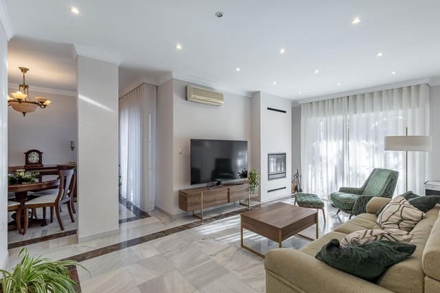 3 Zimmer Reihenhaus zu verkaufen in Motril mit Garage - 460.000 € (Ref: 9359487)