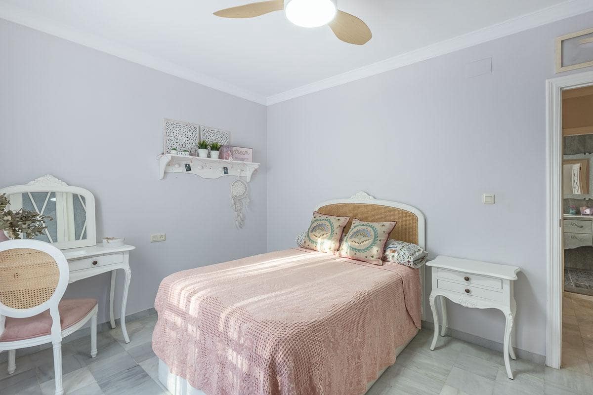 3 Zimmer Reihenhaus zu verkaufen in Motril mit Garage - 460.000 € (Ref: 9359487)