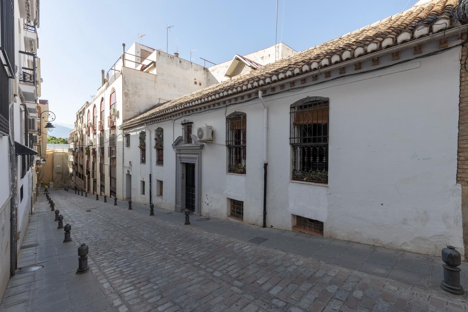 Townhouse for sale in Granada city - € 950,000 (Ref: 9360402)