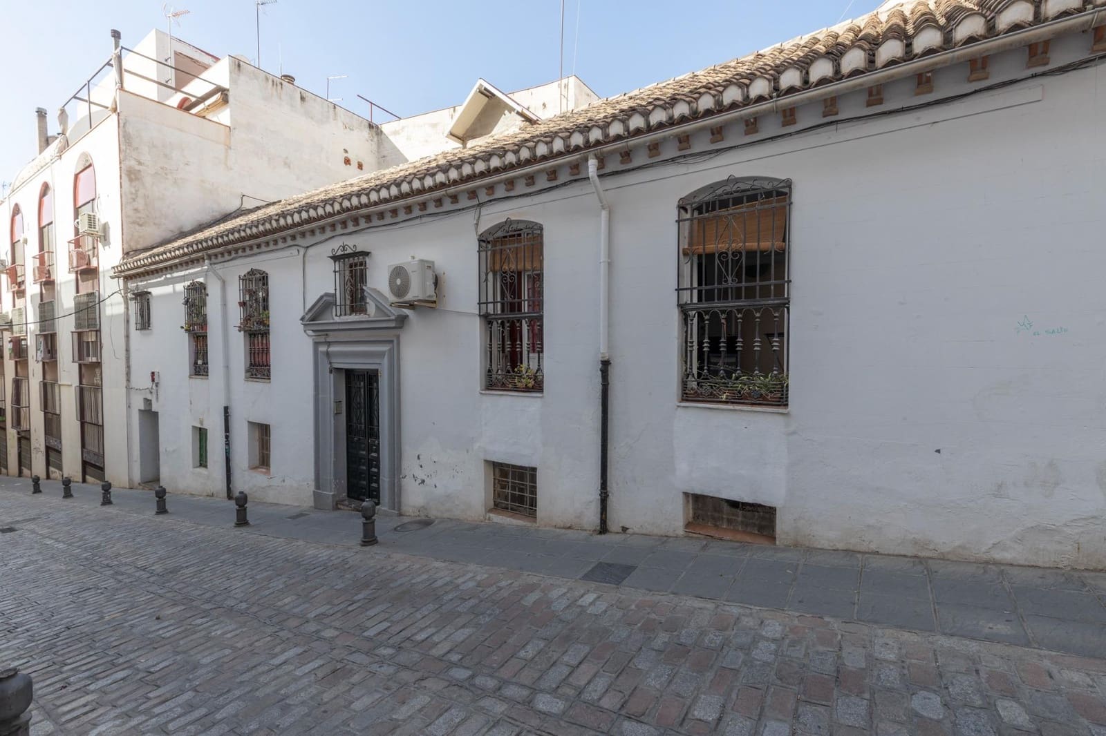 Townhouse for sale in Granada city - € 950,000 (Ref: 9360402)