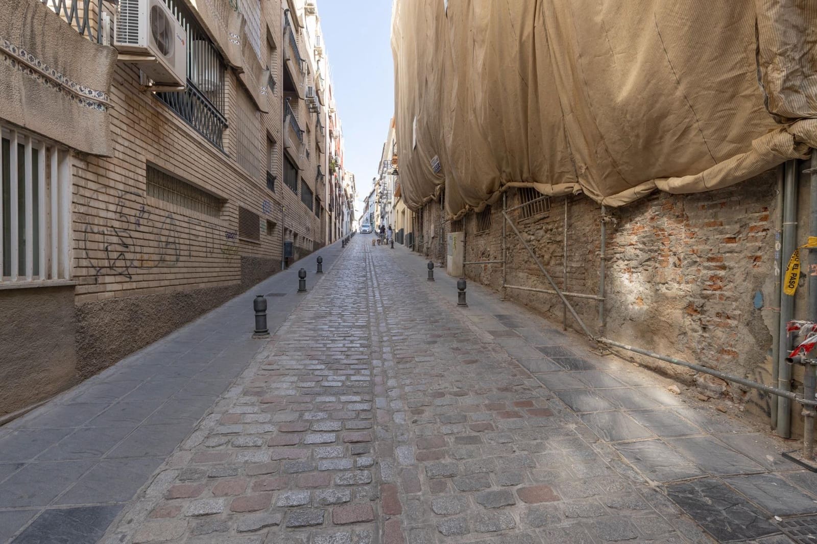 Townhouse for sale in Granada city - € 950,000 (Ref: 9360402)