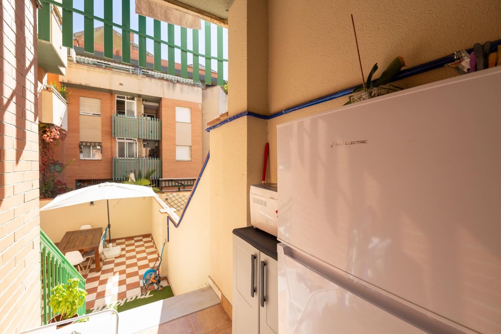 3 slaapkamer Flat te koop in Granada stad - € 290.000 (Ref: 9362556)