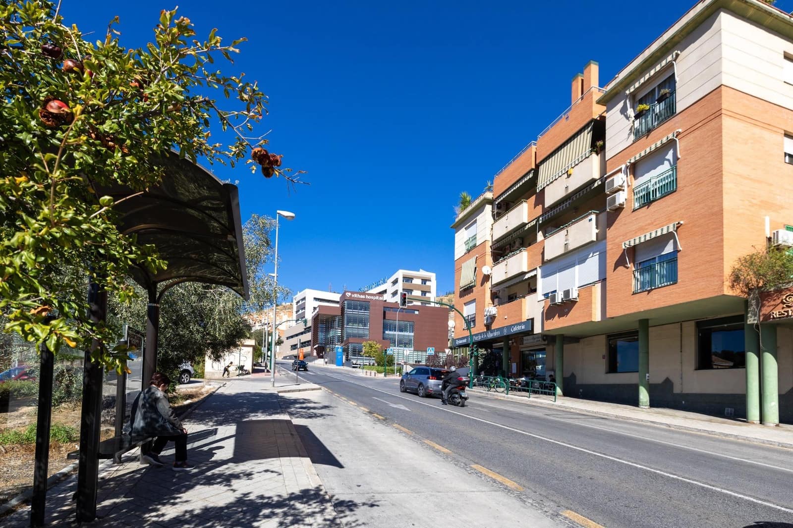 3 slaapkamer Flat te koop in Granada stad - € 290.000 (Ref: 9362556)