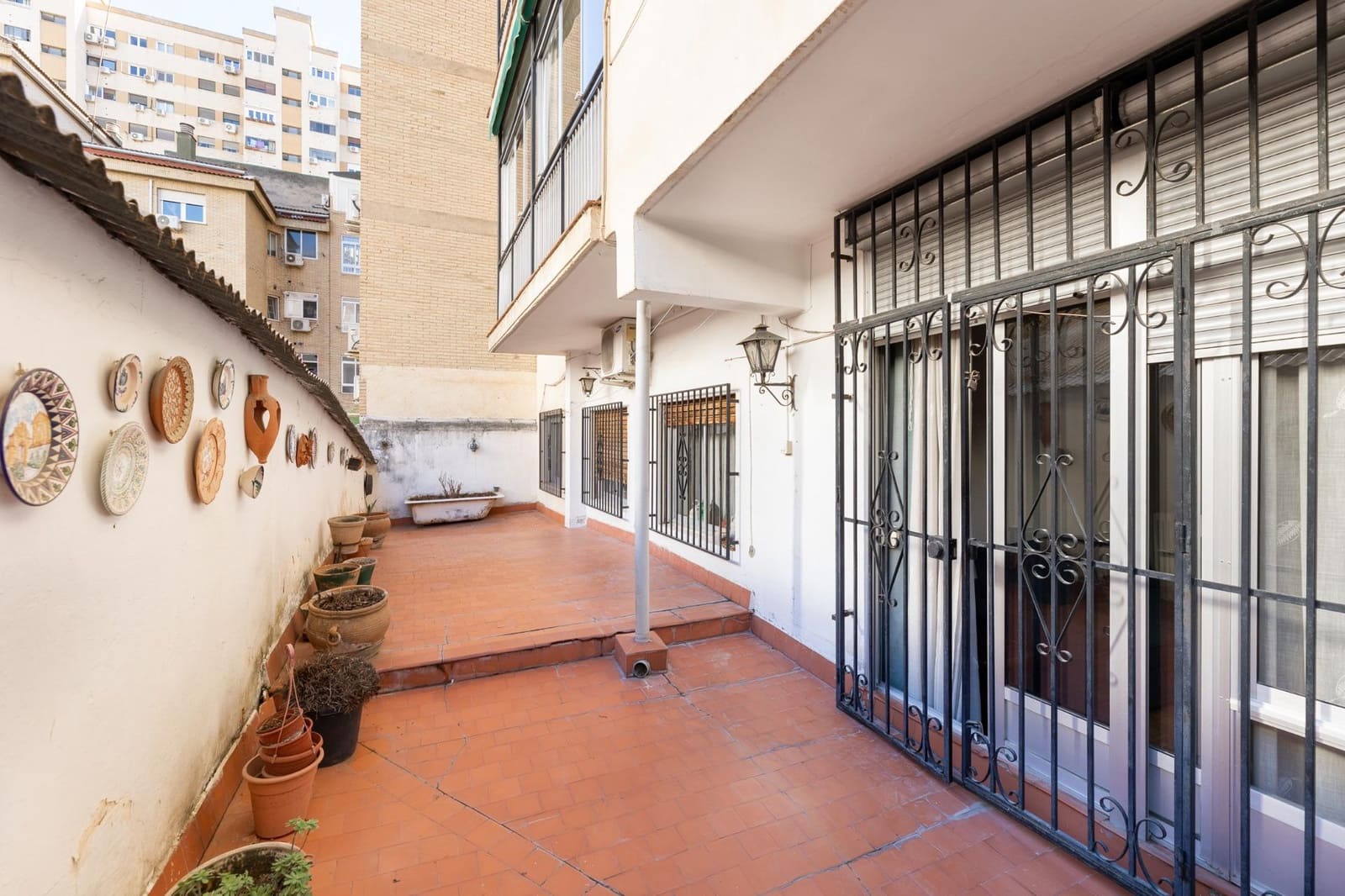 4 makuuhuone Asunto myytävänä paikassa Granada kaupunki - 299 000 € (Ref: 9362559)