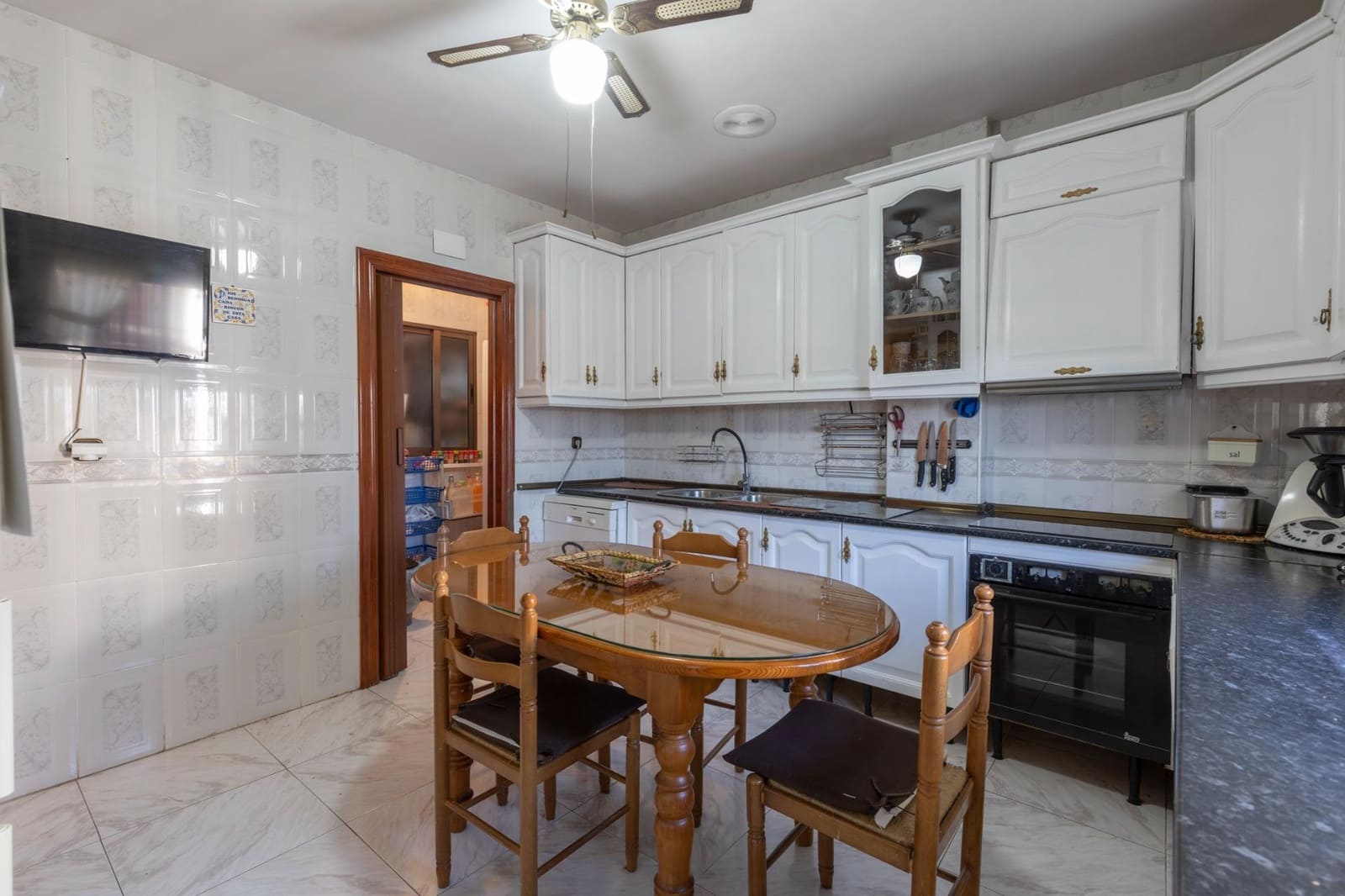 4 soveværelse Finca/Landehus til salg i Santa Fe med garage - € 194.900 (Ref: 9362560)