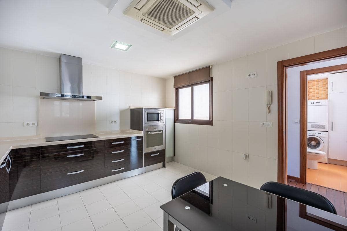 4 makuuhuone Asunto myytävänä paikassa Granada kaupunki - 469 000 € (Ref: 9373698)