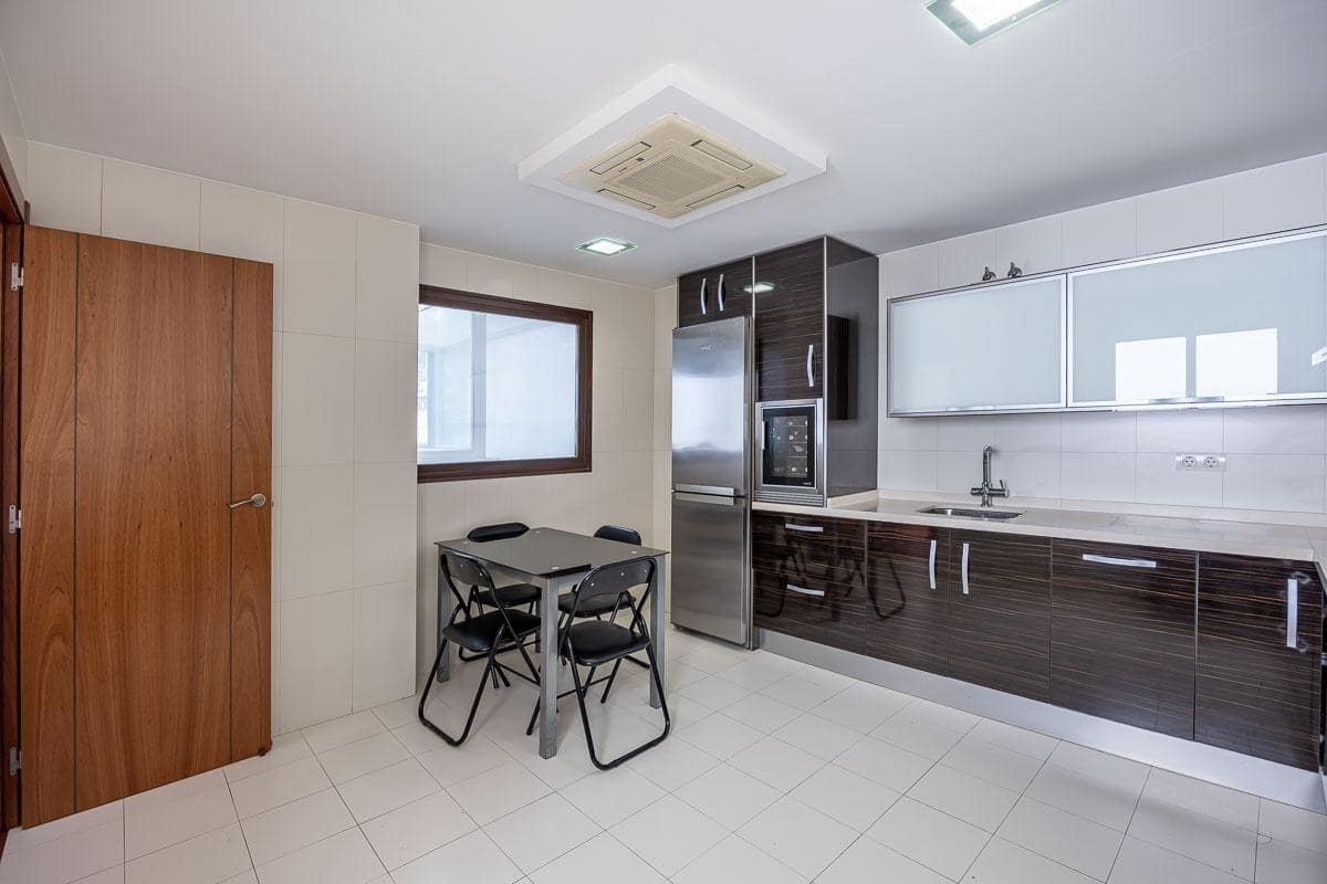 4 makuuhuone Asunto myytävänä paikassa Granada kaupunki - 469 000 € (Ref: 9373698)